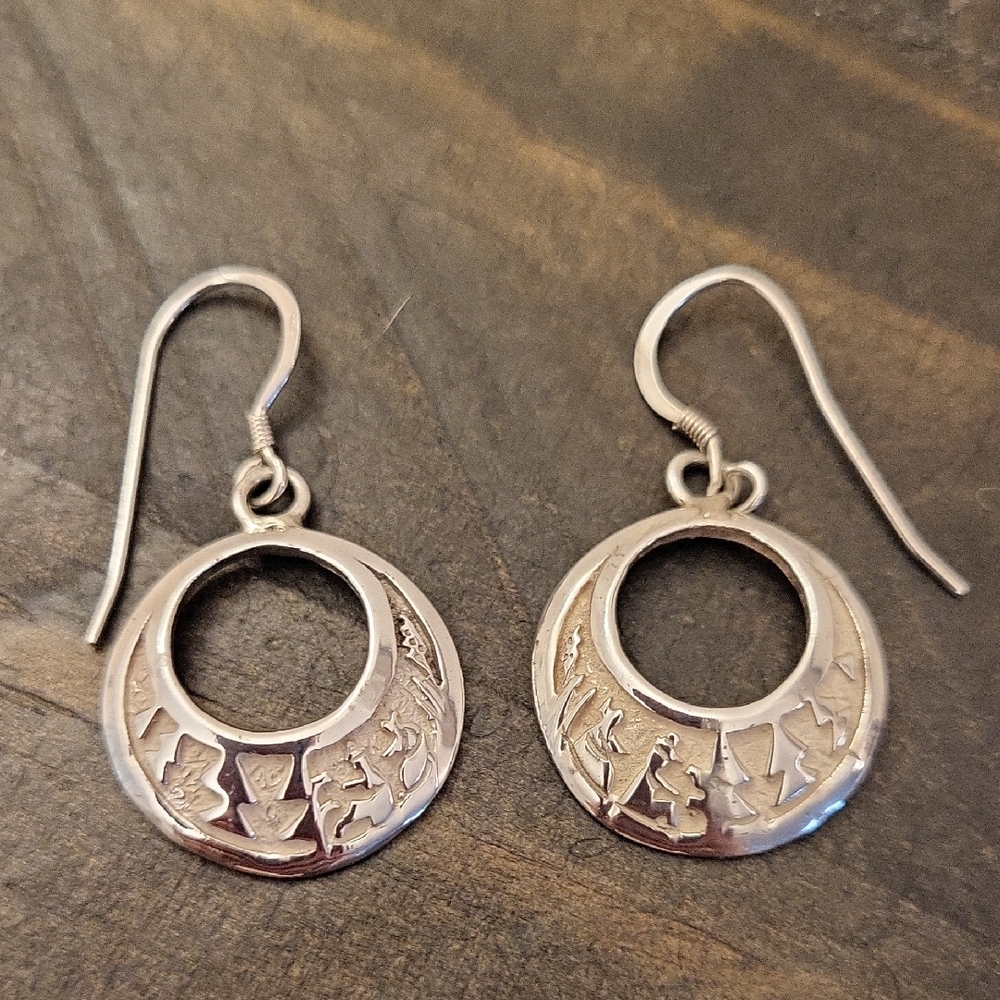 Native American 925 Sterling Silver Story Teller Dangle Pierced Earrings